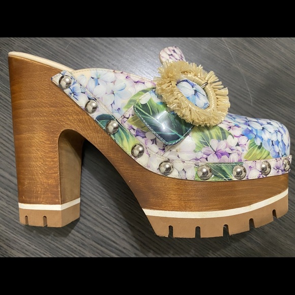 Dolce & Gabanna Multicolor Hydrangea Mules - Picture 6 of 7